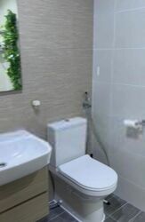 The Lakefront Residences (D22), Condominium #407620001